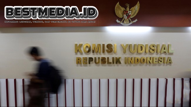 Tersangka Suap Hakim: Pengacara Ronald Tannur Ditetapkan