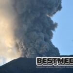 Erupsi Gunung Marapi: Lontaran Abu Hingga 1 Kilometer