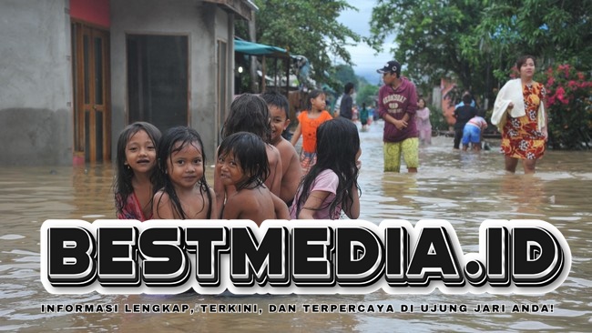 Banjir Terjang Empat Kecamatan di Sekadau