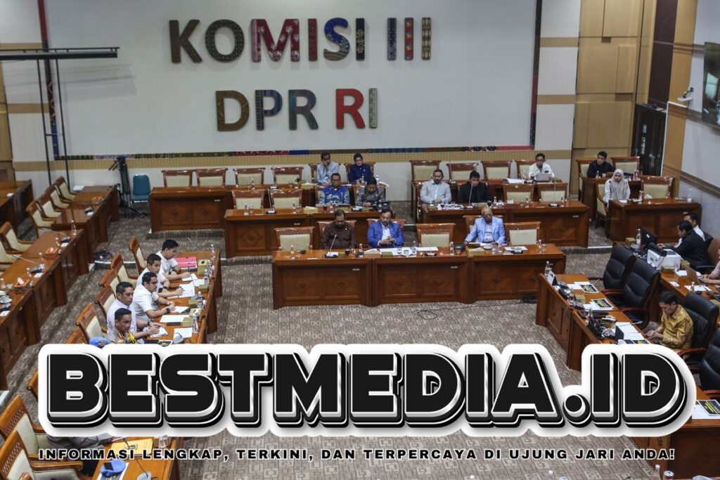 Sidang Etik Polisi Penembak Siswa SMK Ditunda