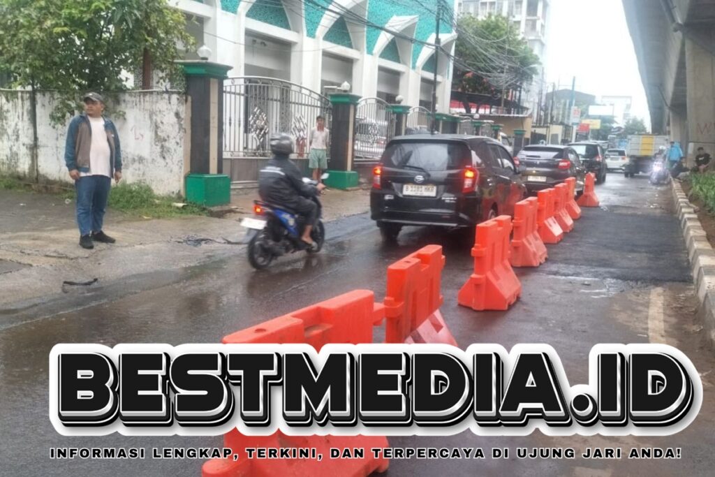 Jalan Ciledug Raya yang Sempat Ambles dan Sebabkan Macet Sudah Diperbaiki