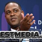 Patrick Kluivert Tiba, Diiringi Sorak “Indonesia, Indonesia, Indonesia”