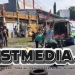 Gagal Menyalip, Pengendara Motor di Jember Tewas Terlindas Truk Trailer